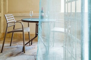 Estudio, 1 cama de matrimonio grande | Restauración