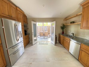 Interior - Modern Home Near CU Anschutz Medical Campus (Aurora)