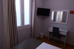 Free WiFi - HOSTAL VICTORIA (Málaga)