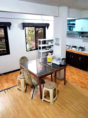 Shared Dormitory, 1 Bedroom | Dining room - Room-cozy Budget Private Room Near Sessi (Baguio)
