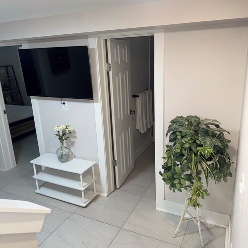 Spacious 3-bedroom apartment in peaceful Wichita with AC