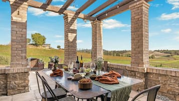 Villa (4 Bedrooms) | Interior