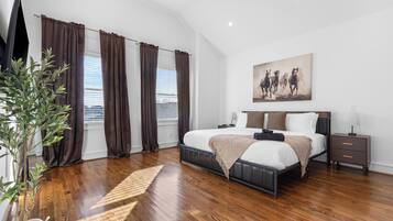 3 habitaciones, caja de seguridad en la habitación y escritorio