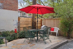 Outdoor dining - Charming Avenues Apartment with Patio, Balcony & Pet-Friendly Vibes (Salt Lake City)