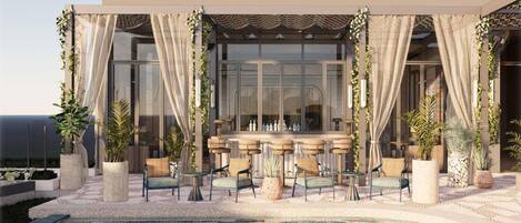 Bar sur le toit, vue sur la piscine, ouvert tous les jours