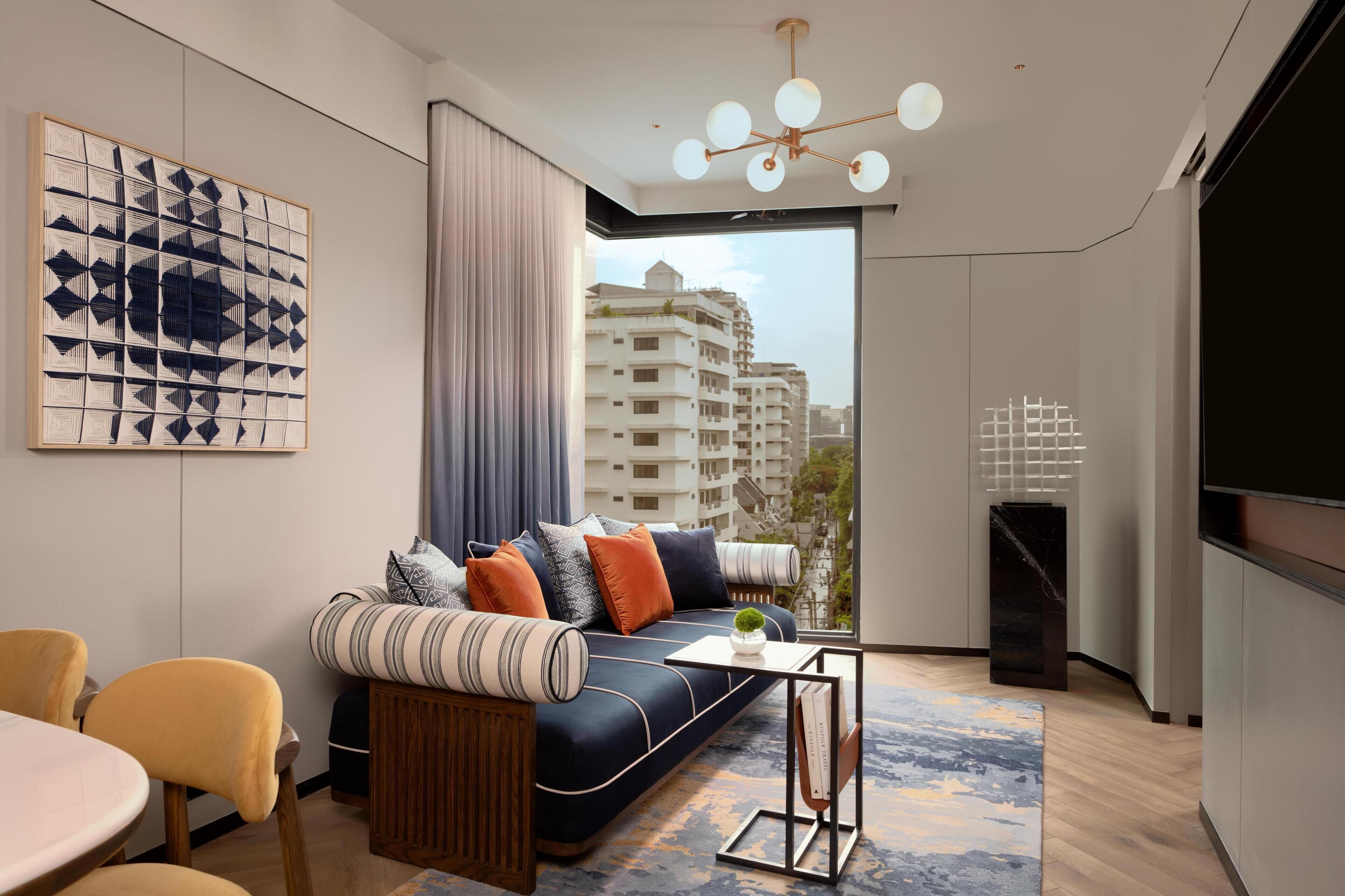 Suite Premium, 1 très grand lit (Asoke) | Coin séjour