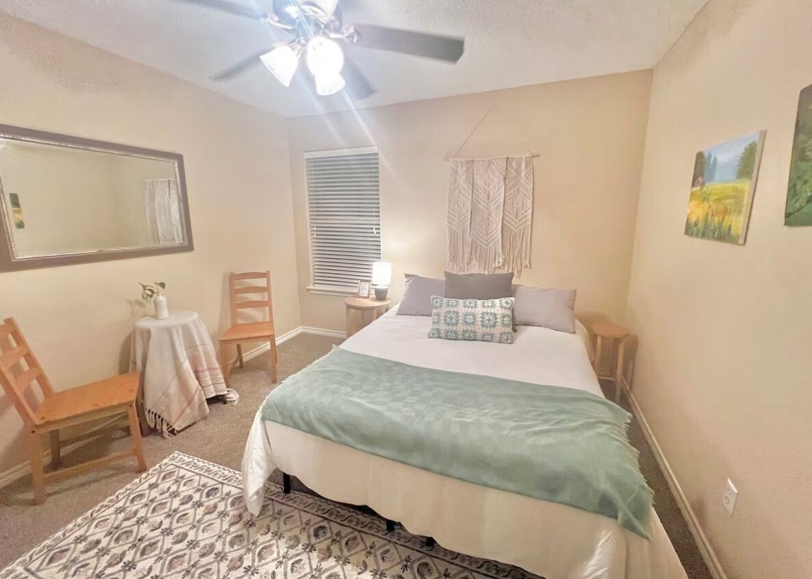 Fer et planche à repasser, Wi-Fi, draps fournis