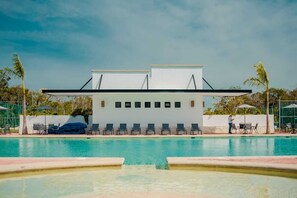 Pool - Casa Lirio Pool Experience (Sierra Papacal)