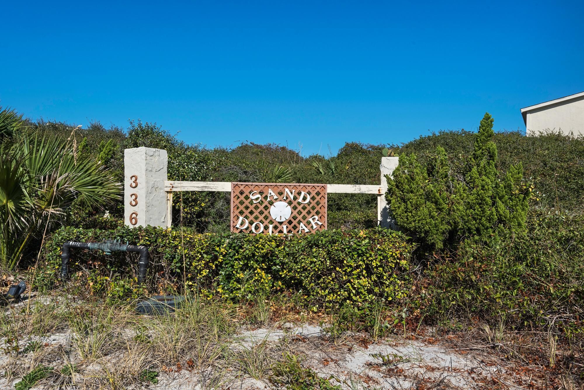 Condo, 1 King Bed with Sofa bed (Sand Dollar E-101) | Property grounds