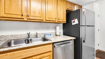 Condo, 1 cama King e sofá-cama (Sand Dollar E-101) | Parte interna