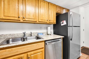 Condo, 1 cama King e sofá-cama (Sand Dollar E-101) | Parte interna