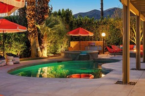 Pool - The Orange Cactus: Palm Springs (Palm Springs)