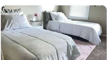 Iron/ironing board, WiFi, bed sheets