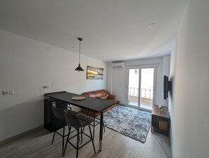 Interior - View of the sea. Torrevieja (Torrevieja)