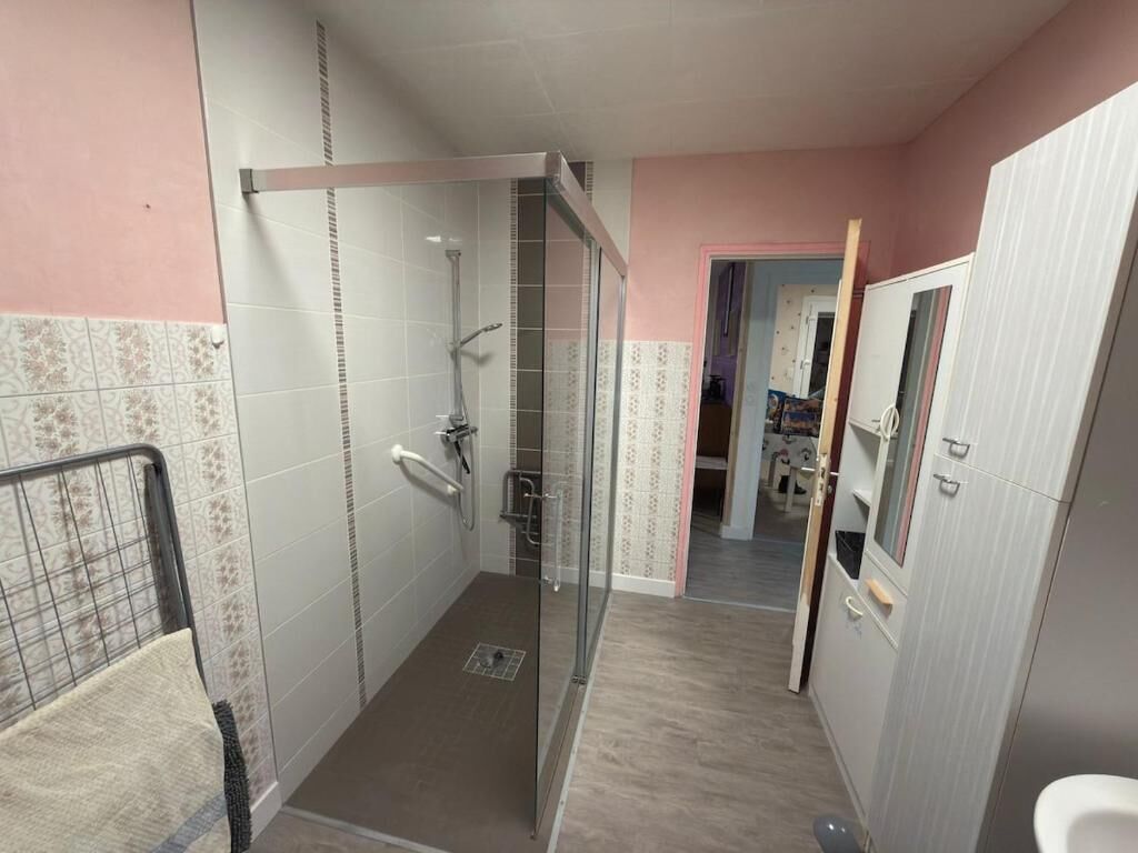 淋浴設備、風筒、提供毛巾