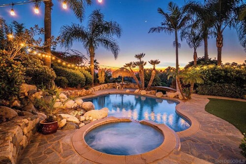 Spacious 8-bedroom estate in San Diego wine country