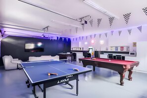 Spielezimmer