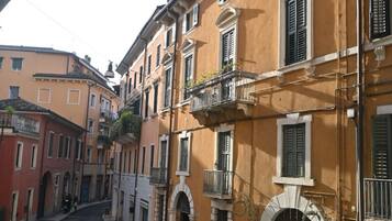 Estacionamento no local