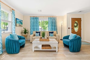 TV - Serenity in Ocean Pines | 1 Story Home with Backyard Grill (Ocean Pines)