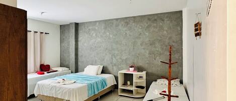 Desk, laptop workspace, free WiFi