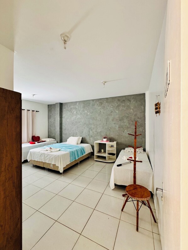 Desk, laptop workspace, free WiFi - Pousada Sol Nascente (Barreirinhas)