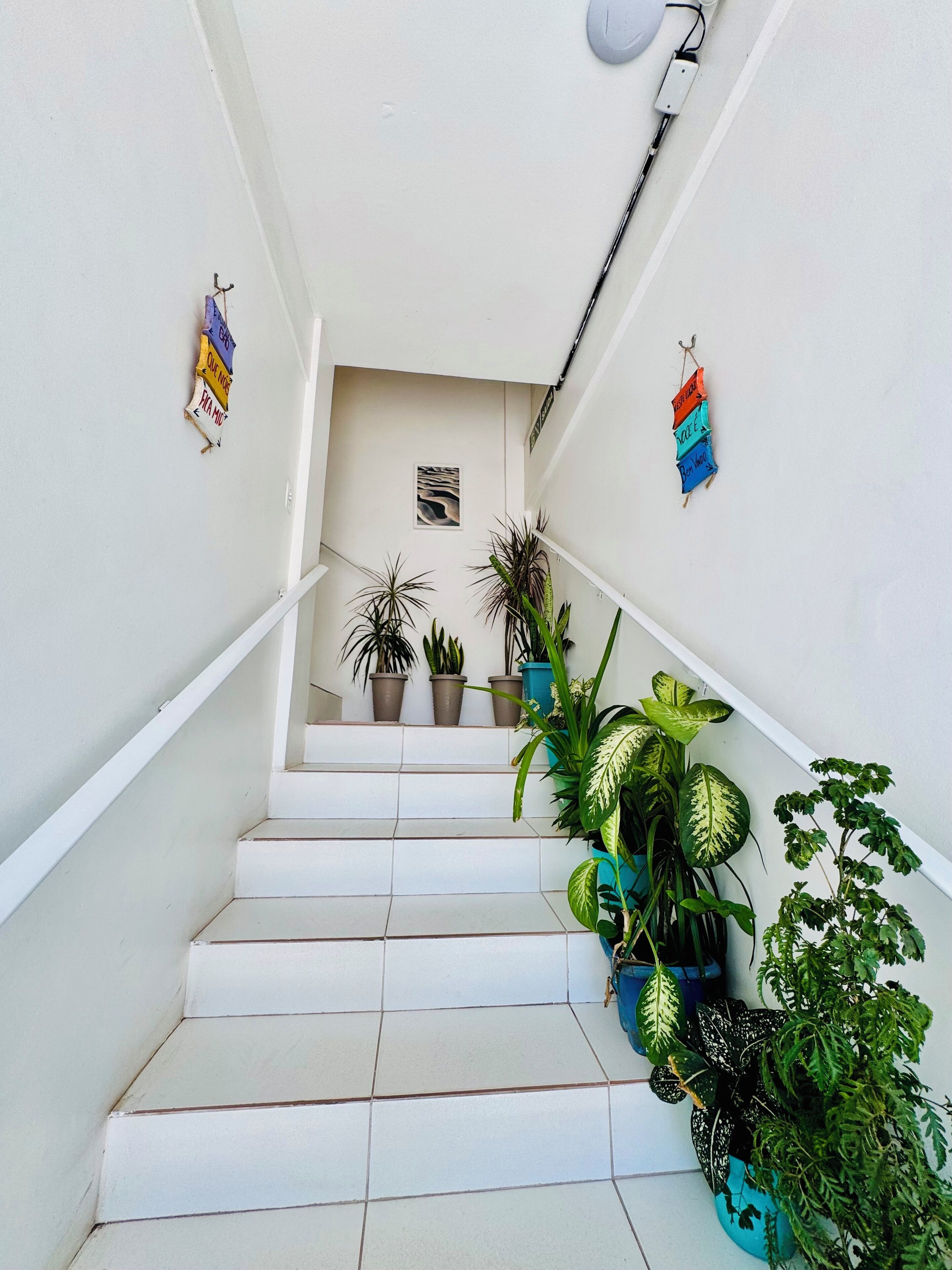 Comfort Double Room, 1 Bedroom, Non Smoking, Air conditioning | Living area | 32-inch LED TV with cable channels