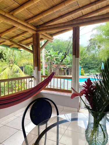 Country house with private pool for 26 people, 45 minutes from Pereira.