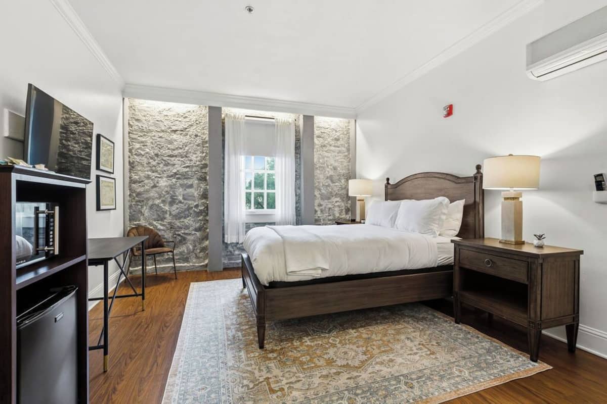 Apartment, 1 Bedroom (Sonoma Escape Near Wineries) | Free WiFi