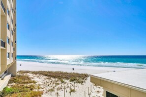 On the beach - Pinnacle Port A-121- Shore Beats Work (Panama City Beach)