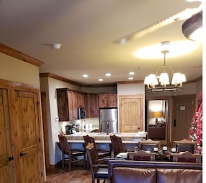Interior - Cozy 1-bedroom condo with AC in tranquil Gatlinburg (Gatlinburg)