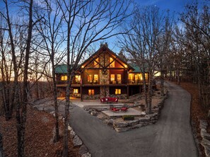 Exterior - Eagle Ridge Cabin | Private Pickleball | Lake View (Kimberling City)