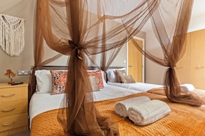 Strygejern/strygebræt, Wi-Fi, sengetøj