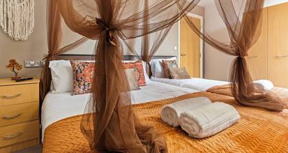 DESI Suite - Free Parking | Balcony