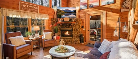 Smart TV, chimenea, videojuegos y reproductor de DVD