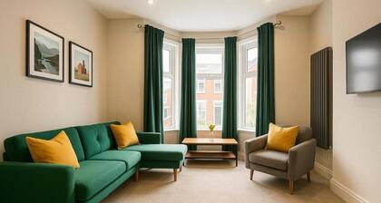 3 Bedroom Spacious House in Cardiff