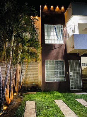 Exterior detail - Comfortable and modern apartment, fully equipped in Acapulco Diamante zone (Acapulco)
