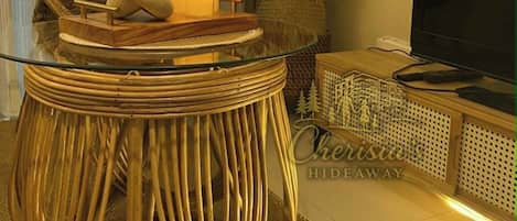 Leilighet, balkong, hageutsikt | Innvendig