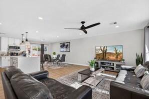TV - Little Oasis | Pool, Spa & Game Room (Scottsdale)