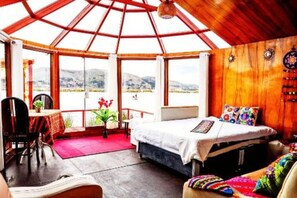 Room - Floating lodge on lake titikaka (Puno)