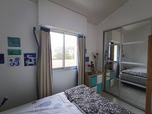 Free WiFi - 42m² apartment for 4 people (BISCARROSSE)