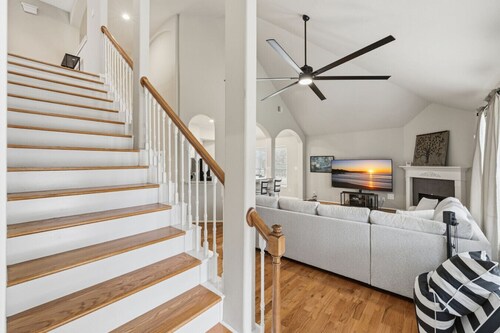 Quiet Neighborhood | 3 Bds W/ Walking Trails!