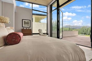 5 bedrooms, iron/ironing board, free WiFi, bed sheets - Abode at The Dragonfly Lodge, private pool (Jackson)