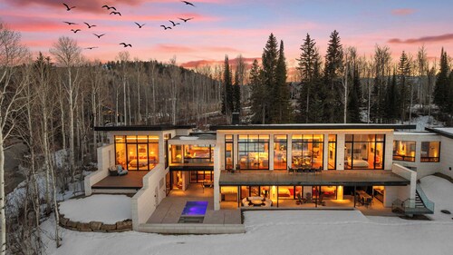 Abode at The Dragonfly Lodge, private pool