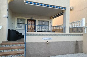 Exterior detail - Charming bungalow 2 bedrooms / 1 bathroom - La Cinuelica (Dehesa de Campoamor)