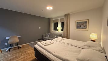 Lägenhet Deluxe - utsikt mot innergården | Vardagsrum