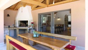 Unclassified image, 4 of 41, button - Villa with a great pool (Malinska)