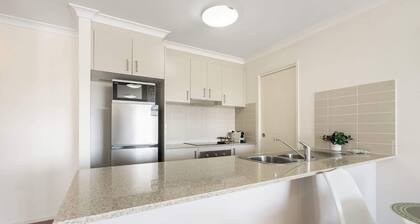 Relaxed 2BR, 2BTH Apartment with Balcony & Parking