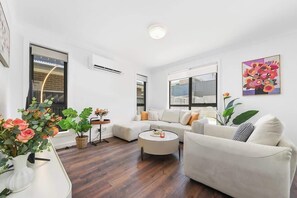 Télévision, espaces bureaux