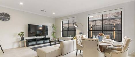 Fernseher, Arbeitsbereiche