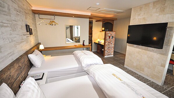 Premier-Zweibettzimmer | Hochwertige Bettwaren, Pillowtop-Betten, Schreibtisch